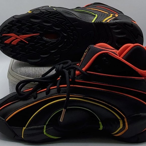 Reebok Shaqnosis X Hot Ones Men\'s Size 8 W/Laces Black/Grey/Red H68851 NEW main image 5